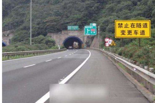 公路工程護(hù)肩指的什么位置